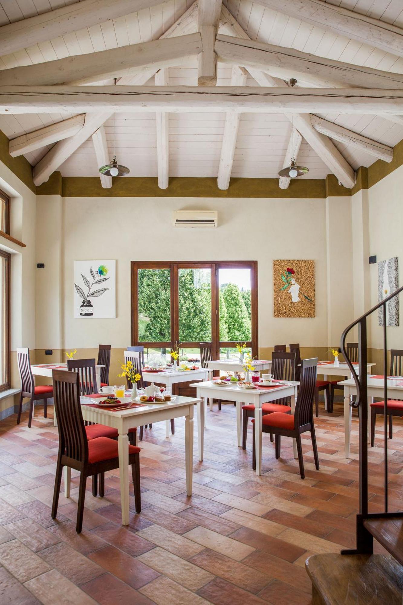 Relais Montemarino Hotel Borgomale Bagian luar foto