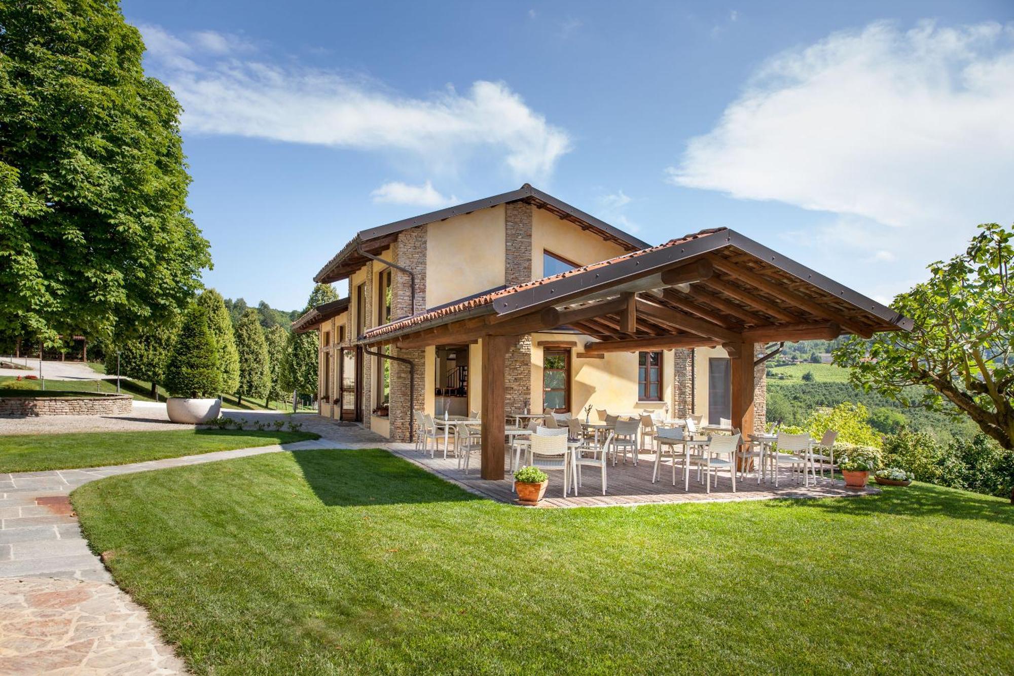 Relais Montemarino Hotel Borgomale Bagian luar foto