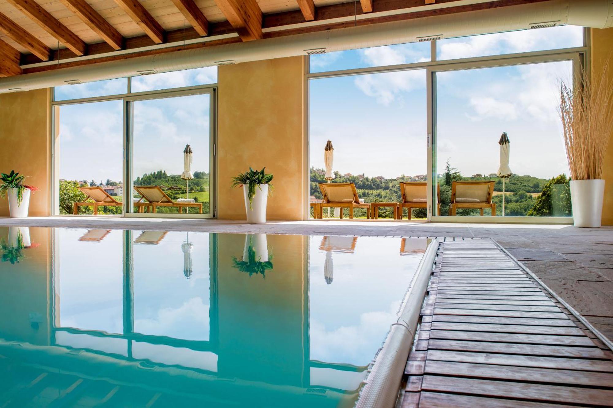 Relais Montemarino Hotel Borgomale Bagian luar foto