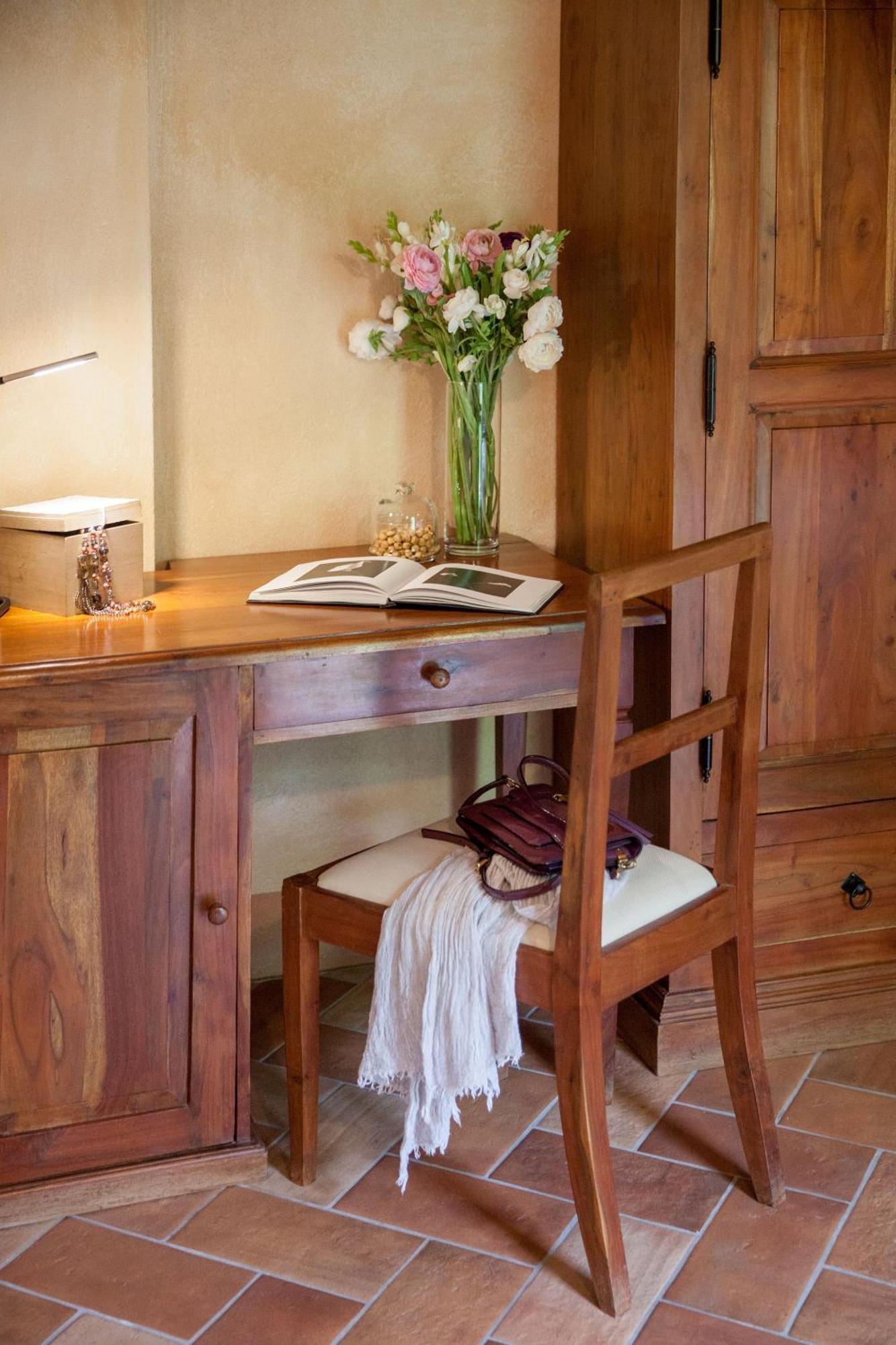 Relais Montemarino Hotel Borgomale Bagian luar foto
